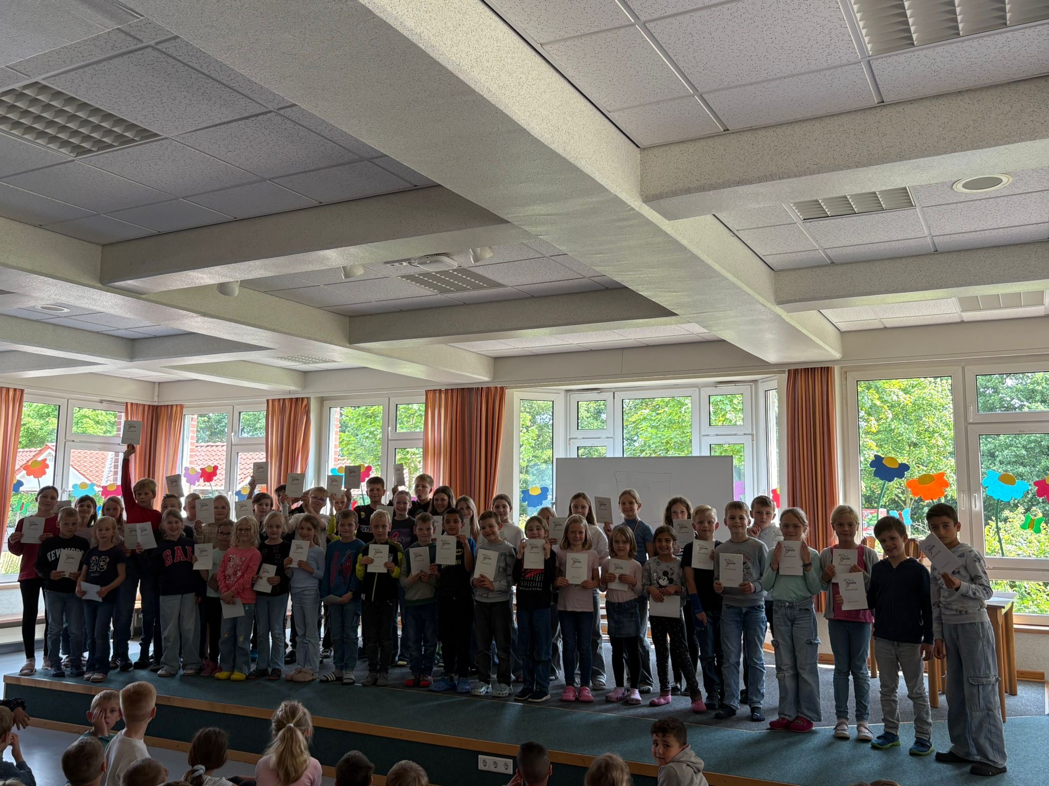Ehrenurkunden der Bonifatiusschule Image