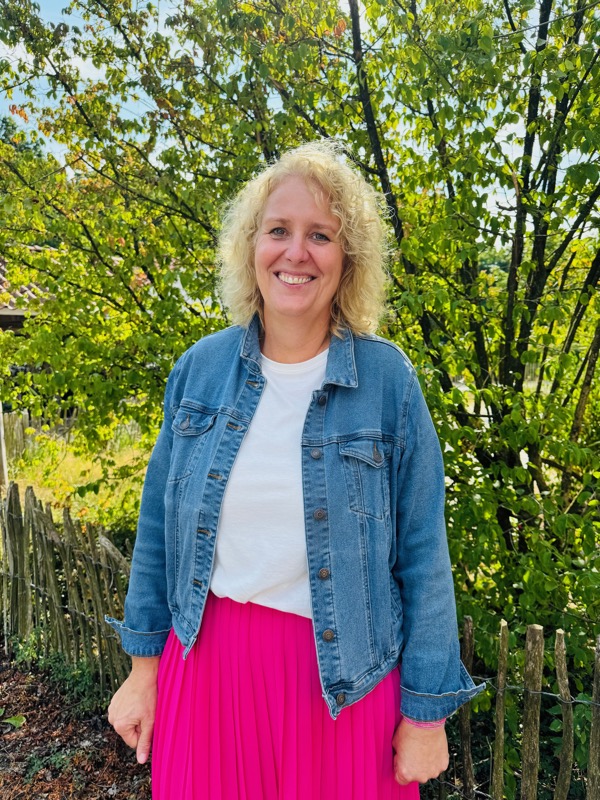 Für den Ganztagsbereich ist Frau Doreen Worpenberg zuständig. Bei Fragen ist sie unter 0176/39946004 erreichbar. Image